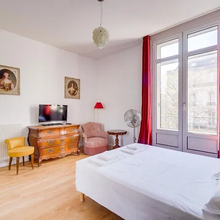 Lovely With Exceptional Terrace Bordeaux