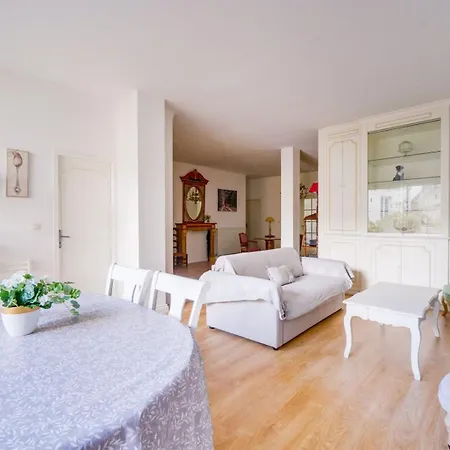 Apartment Lovely With Exceptional Terrace